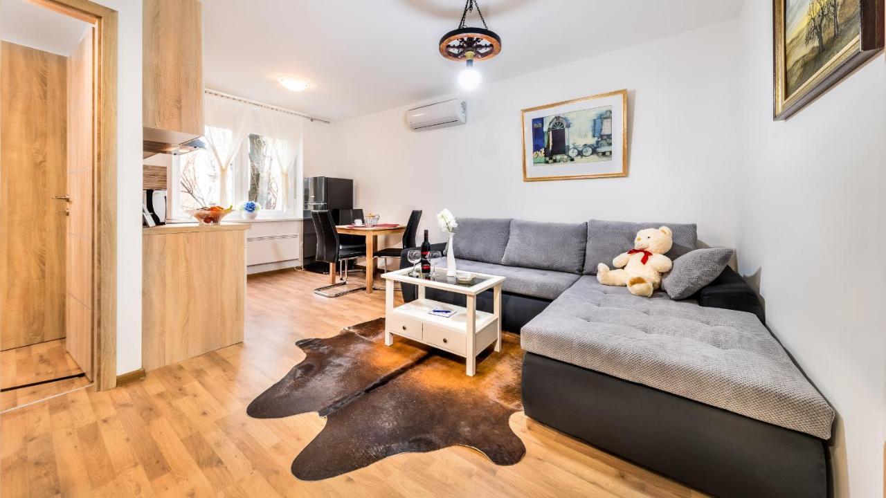 Apartment Krajinovic Zagabria Esterno foto